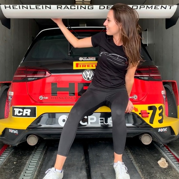 🥂 Meet your Posher, Sophie 🥂 - Picture 3 of 16